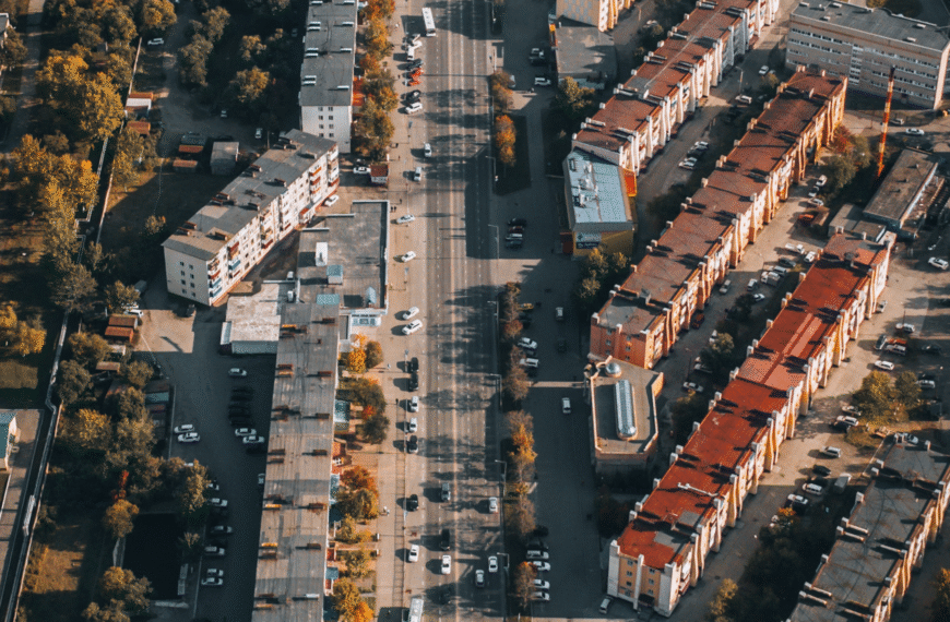Some remarks about the principle of good neighborhood and infill development